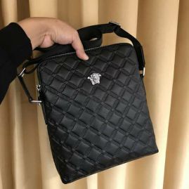 Picture of Versace Mens Bags _SKUfw98285590fw